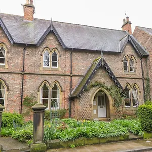 https://30-high-st-agnesgate.yorkshirehotels.net